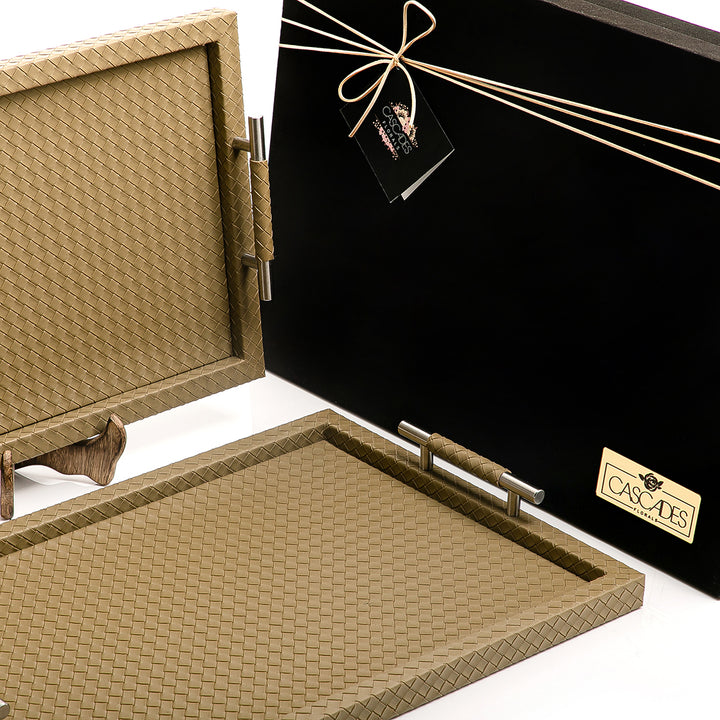 Set of 2  bottega leather trays with gift box